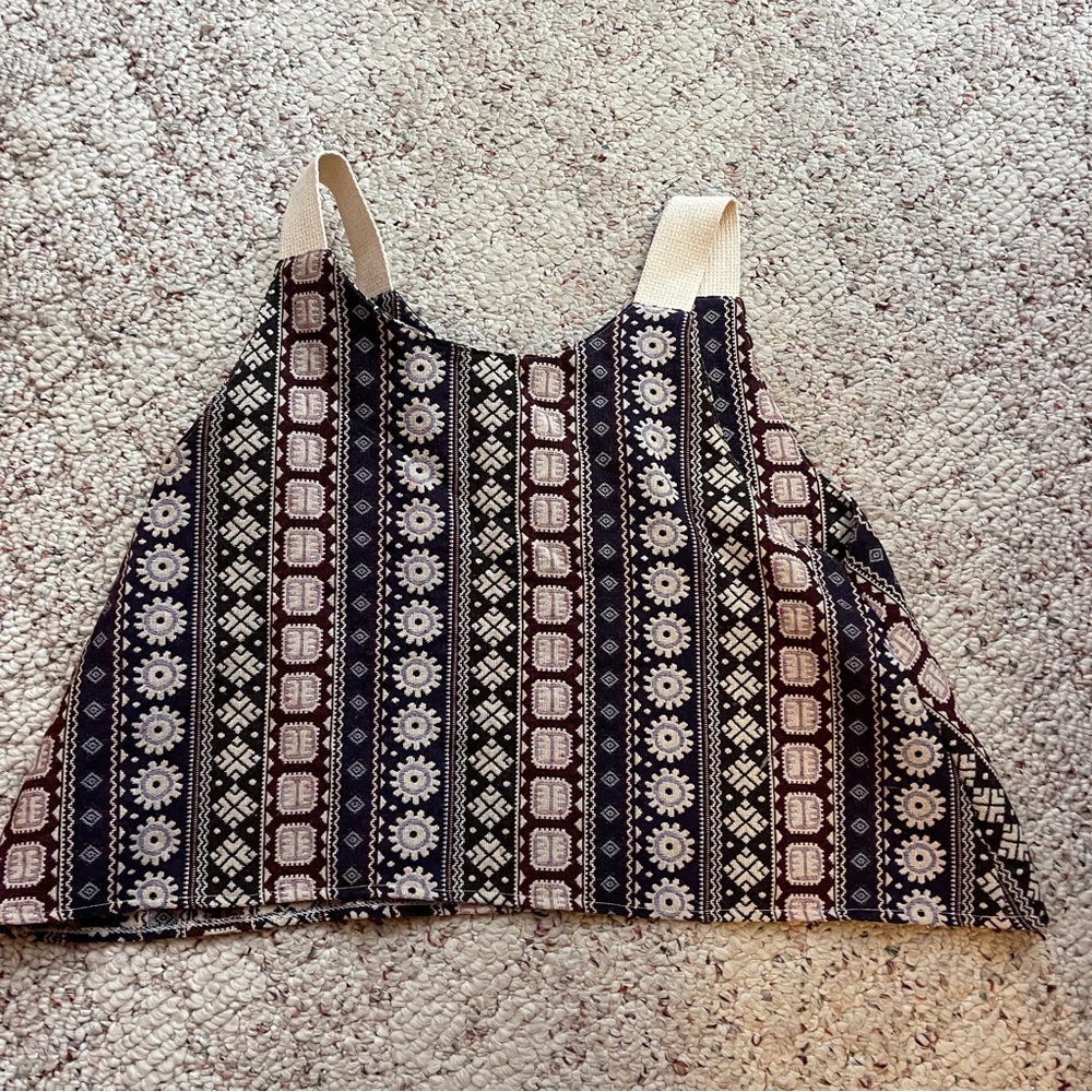 Pattern Tank - Picture 2 of 2